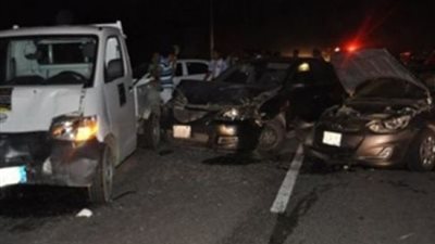 بسبب السرعة الزائدة.. إصابة 10 أشخاص في حادث تصادم بمحور الأوتوستراد