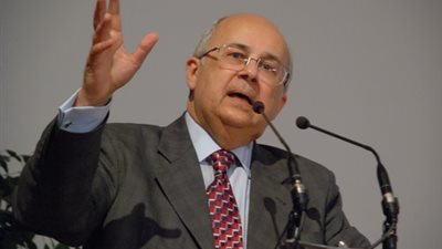 أستاذ كبد: الإصابات بفيروس «سي» لن تنخفض لأن طرق العدوى موجودة