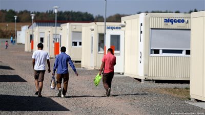 إيقاف أفراد أمن عن العمل لاعتدائهم على لاجئ في شرق ألمانيا