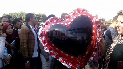 10 صور ترصد احتفال طلاب جامعة حلوان بـ«الفالنتين»