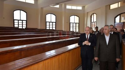 أهالي «الديدامون» يستقبلون محافظ الشرقية بالمزمار والخيل (صور)