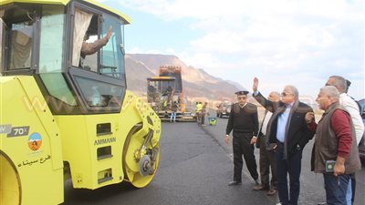 محافظ جنوب سيناء يتفقد «القرية البدوية» بطابا تمهيدا لافتتاحها