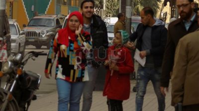 عيد الحب.. موسم الغلابة لبيع الورد