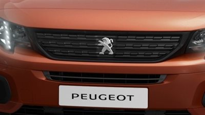 بيجو تطرح 3 سيارات بقاعدة عجلات 