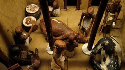 مظاهر الاحتفال بالأعياد.. وأسباب نحر الذبائح عند الفراعنة