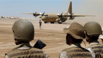 الجيش اليمني يبدأ عملية عسكرية ضد «القاعدة» بدعم سعودي