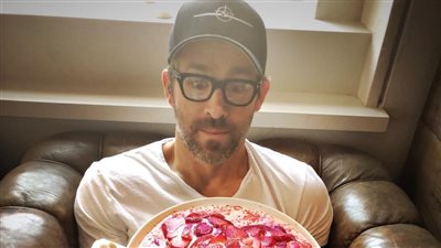 ريان رينولدز يفاجئ زوجته بليك ليفلي في عيد الحب