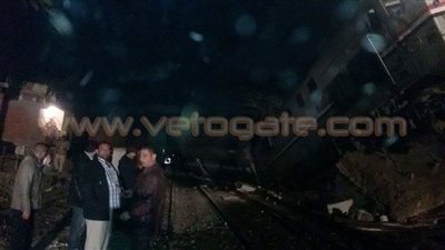 «السكك الحديدية» توفد فريق مهندسين لرفع قطار بني سويف بعد انقلابه