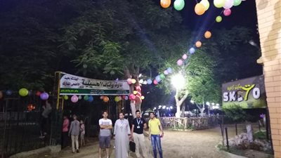 «البالونات» تزين ساحات الشرقية استعدادا لصلاة عيد الاضحى (صور)