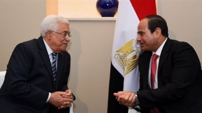 سلمان وملك البحرين ورئيس فلسطين يتبادلون التهاني مع السيسي بالعيد