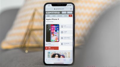 تقارير: أبل تشحن 100 مليون شاشة ليد 6.1 بوصة عام 2018