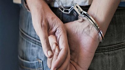 ضبط عاطل سرق طالبا في السيدة زينب