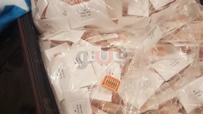 حاولت خداع الجمارك.. ضبط راكبة هربت كليبسات تدبيس المرارة بمطار القاهرة