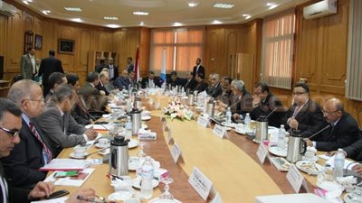 بالصور.. «خليل» و«الشيحى» يحضران اجتماع «الأعلى للجامعات» بكفر الشيخ