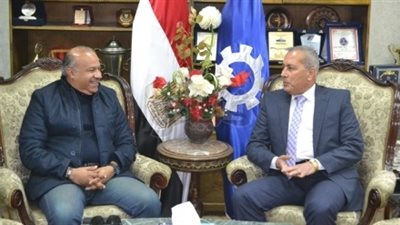 محافظ السويس: 100 فدان صالحة للاستثمار