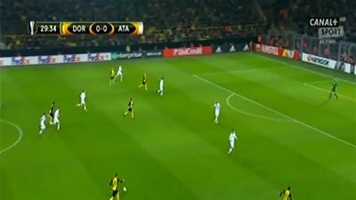 بوروسيا دورتموند يتقدم بهدف أمام أتلانتا بالشوط الأول (فيديو)