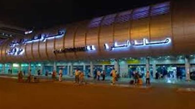 مطار القاهرة يستقبل 12 مصريا مرحلا من السعودية
