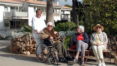 أكبر معمرة ألمانية تحتفل بعيد ميلادها الـ 113 وتكشف سرها