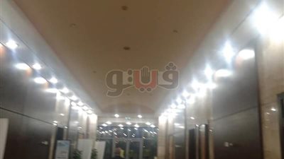 مطار القاهرة ينتهي من إحلال وتجديد نظام الإضاءة بالصالة الموسمية (صور)