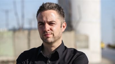 «جوتة» يحاور كاتب ألماني زار فلسطين وإسرائيل سيرا على الأقدام