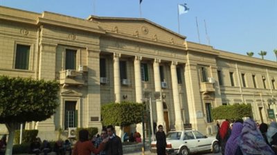 «آداب القاهرة» تنظم مؤتمرًا عن «الموروث في الآداب الشرقية»