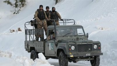 باكستان ترسل قوات عسكرية إلى السعودية