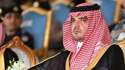 100 ألف ريال وسيارة وتعيين.. وزير داخلية السعودية يكافئ طالبا عسكريا رفض رشوة (فيديو)