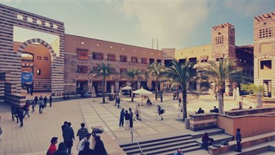 «نموذج مجلس الوزراء» بالجامعة الأمريكية يختتم مؤتمر شباب الجامعات