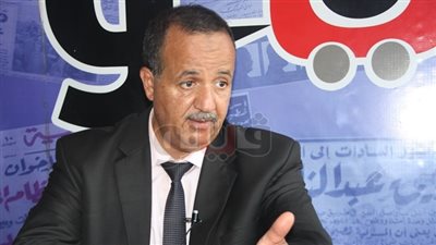 حسن مهدي يطالب بتطوير النقل النهري