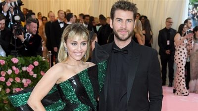 مايلي سايرس تنتقل لمنزل جديد بجانب طليقها ليام هيمسورث (صور)