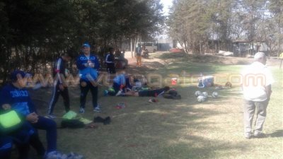 بالصور.. «المقاصة» يشكو من سوء أرضية ملعب التدريب بأديس أبابا