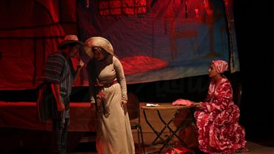 ‫«حدوتة مصرية» تقدم «سيب مناخيري لو سمحت» بساقية الصاوي‬