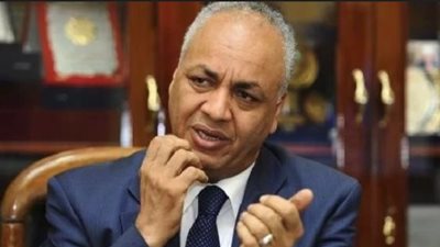 بكري: السيسي حذر مرسي من الإعلان الدستورى وقاله: أنا مش إخوان