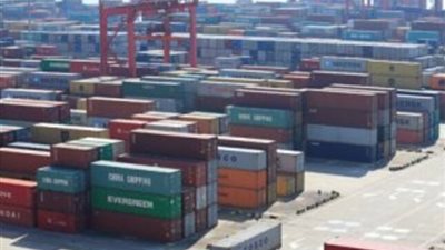 تعديل اللائحة التنفيذية لقانون الجمارك لتقييم بضائع الترانزيت في منافذ الوصول فقط