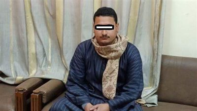 قوة أمنية ترفض رشوة من تاجر عملة بأسيوط