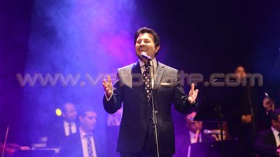 بالصور.. هاني شاكر يحيي حفلا في مكتبة الإسكندرية بمناسبة عيد الحب