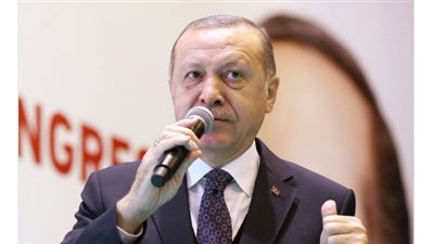 أردوغان مهددًا جيرانه: المصالح فقط تبني العلاقات بين الدول