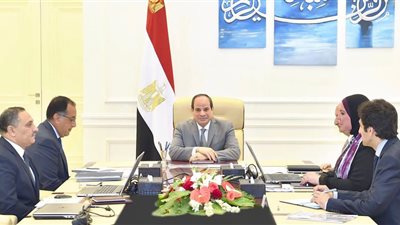 5 تكليفات من السيسي للحكومة للنهوض بقطاع الصناعة في مصر