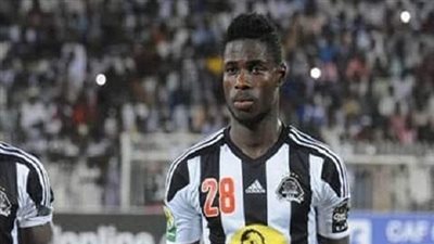 رسميا.. الرجاء المغربي يضم مهاجم مازيمبي الكونغولي 3 مواسم