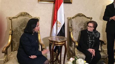 «مصر للطيران» تحتفي بالمناضلة الجزائرية جميلة بوحيرد