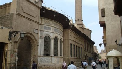 الآثار تدرس إعادة تأهيل وتشغيل 12 من المباني الأثرية الإسلامية المغلقة