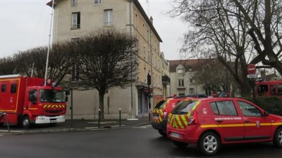 إصابة 11 شخصا في حريق بأحد أبنية فرنسا