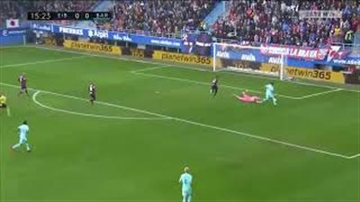 ميسي «ملك الأسيست» في تاريخ الدوري الإسباني بـ 147 هدفا