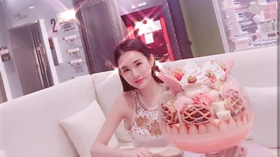 مطعم تايلاندي يبدع في تقديم الحلوى للنساء (صور)