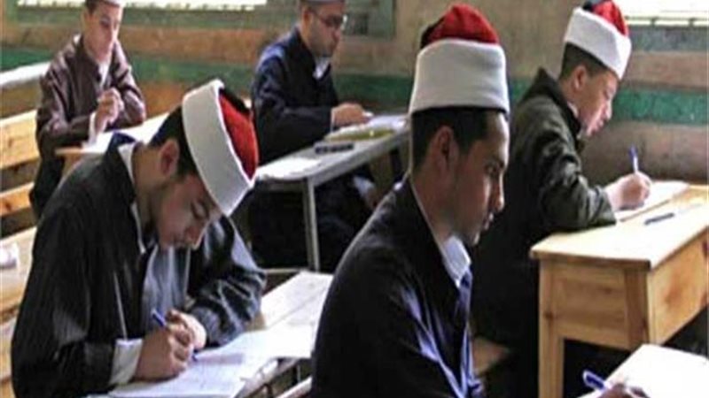 جانب من الإمتحانات