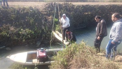 «الصيد بالكهرباء» أزمة جديدة تواجه بحيرة المنزلة (صور)