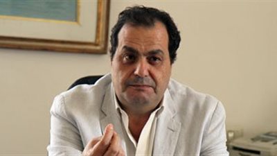 أنور مغيث لـ«رئيس الكتاب العرب»: لا تبحث عن ذرائع لمعاقبة الأدباء