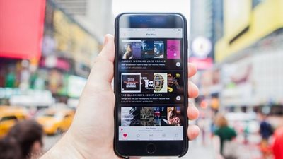 11 مليون مشترك على خدمة آبل للموسيقى