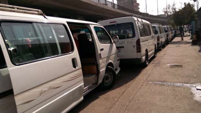 إخلاء ساحة الميكروباص بالسيدة عائشة تمهيدا لتطوير الميدان