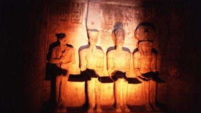 غدًا..عرض فني احتفالًا بتعامد الشمس على «رمسيس الثاني»